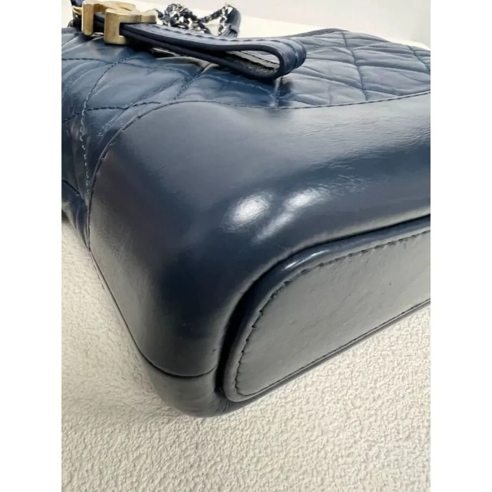 Chanel Women Pre-Loved Bag Very Good Condition - Picture 4 of 9